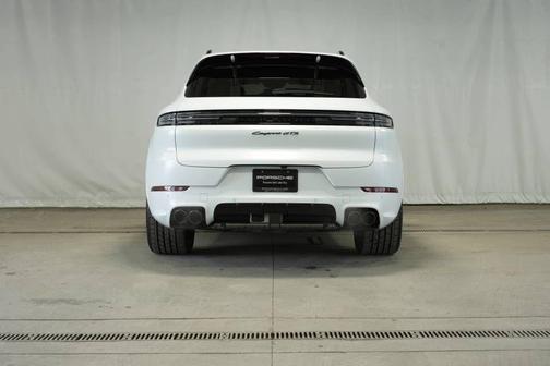 2026 Porsche Cayenne GTS