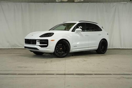 2026 Porsche Cayenne GTS