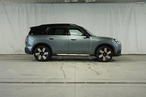 2025 MINI Countryman S