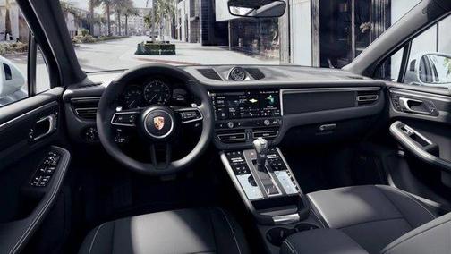 2025 Porsche Macan 