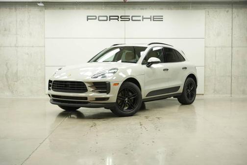 Chalk 2019 Porsche Macan Base
