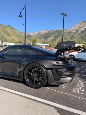 Dark Olive Metallic 2025 Porsche 911 GT3 RS