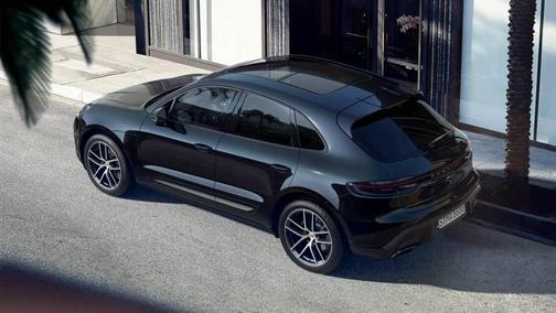 2025 Porsche Macan Base