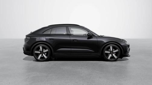 2026 Porsche Macan 4