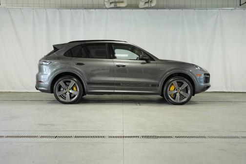 2020 Porsche Cayenne Turbo S