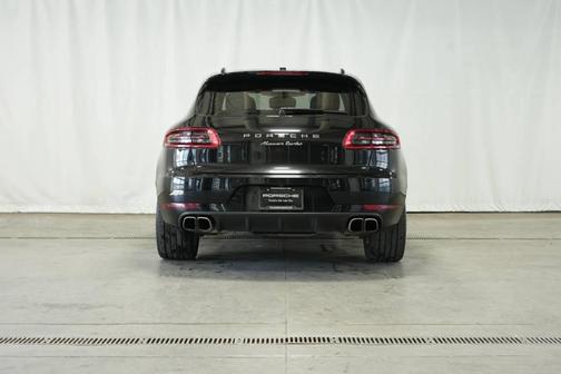 2018 Porsche Macan Turbo