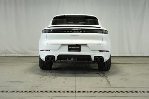 2026 Porsche Cayenne AWD