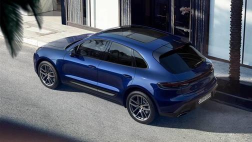 2022 Porsche Macan Base