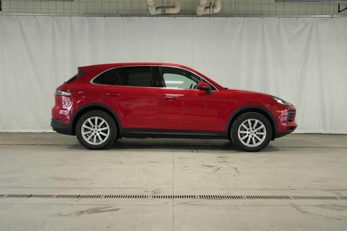 2022 Porsche Cayenne S
