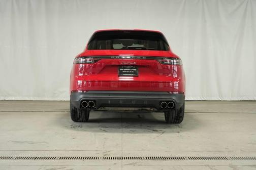 2022 Porsche Cayenne S