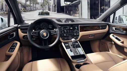 2025 Porsche Macan 