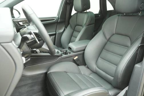Black 2026 Porsche Macan Base