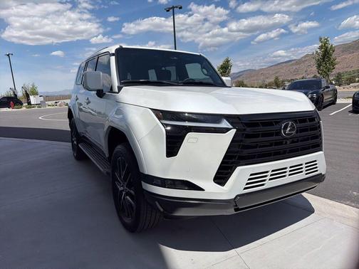 Eminent White Pearl 2026 Lexus GX 550 550 PREMIUM+