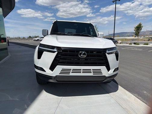 Eminent White Pearl 2026 Lexus GX 550 550 PREMIUM+