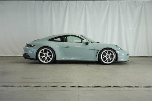 2024 Porsche 911 S/T