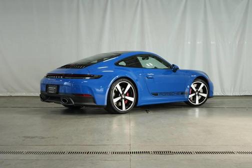 2025 Porsche 911 Carrera S