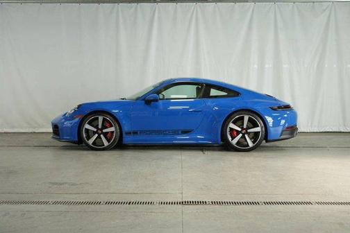 2025 Porsche 911 Carrera S