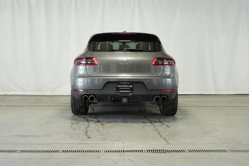2016 Porsche Macan S