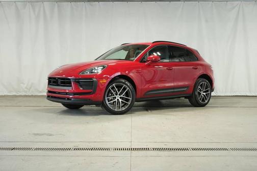 2026 Porsche Macan Base