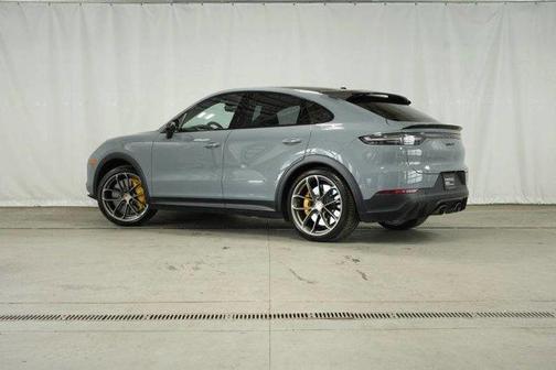 2022 Porsche Cayenne Turbo GT