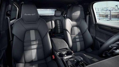 2022 Porsche Cayenne Turbo GT