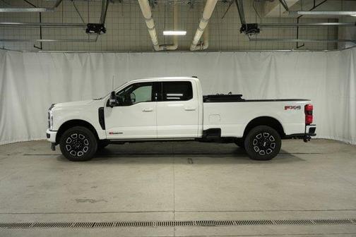 2025 Ford F-350 Platinum