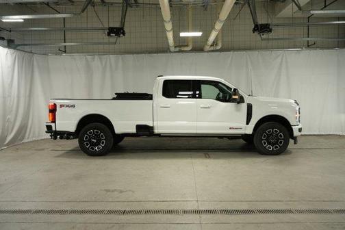 2025 Ford F-350 Platinum
