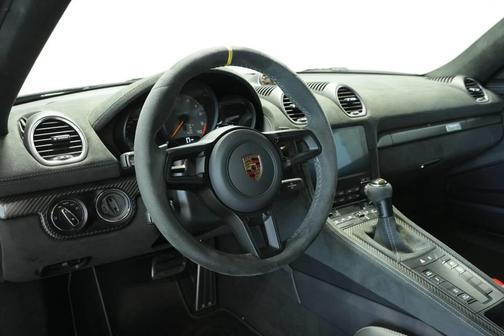 2024 Porsche 718 Spyder RS