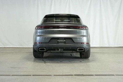 2025 Porsche Cayenne AWD