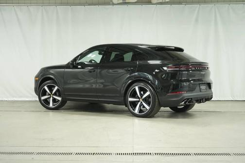 2024 Porsche Cayenne AWD