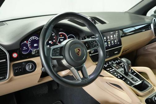2023 Porsche Cayenne 