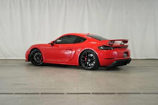 2021 Porsche 718 Cayman GT4