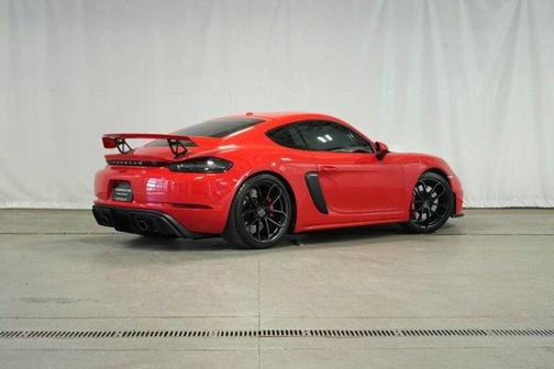 2021 Porsche 718 Cayman GT4