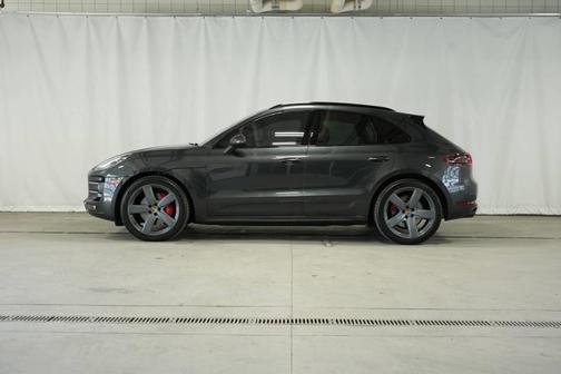 2018 Porsche Macan Turbo