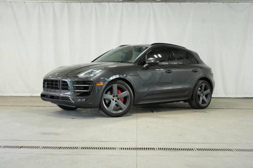 2018 Porsche Macan Turbo