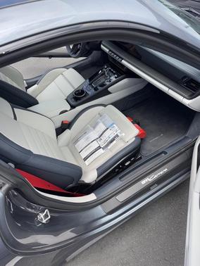 2025 Porsche 911 Carrera