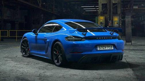 2022 Porsche 718 Cayman GT4