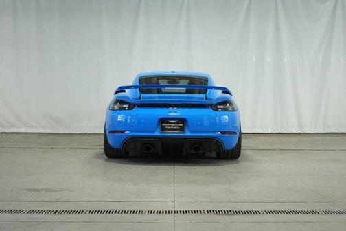 2022 Porsche 718 Cayman GT4