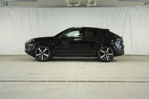 2026 Porsche Cayenne AWD