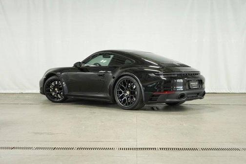 2023 Porsche 911 Carrera 4 GTS