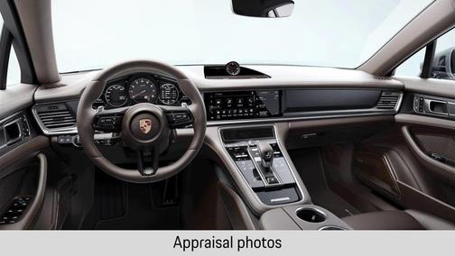 Chalk 2023 Porsche Panamera 4 Platinum Edition
