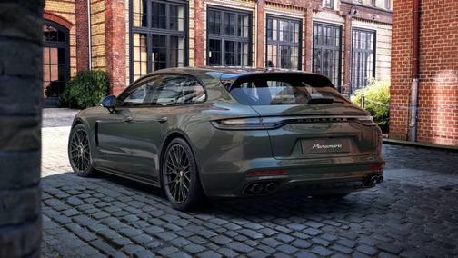 2023 Porsche Panamera GTS