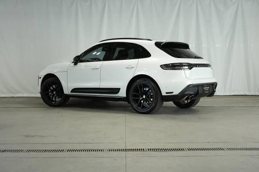 2023 Porsche Macan S