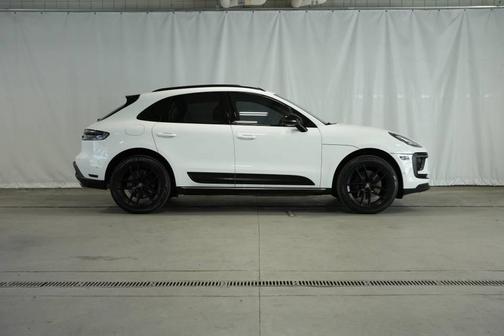 2023 Porsche Macan S