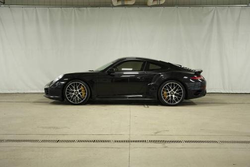 2014 Porsche 911 Turbo S