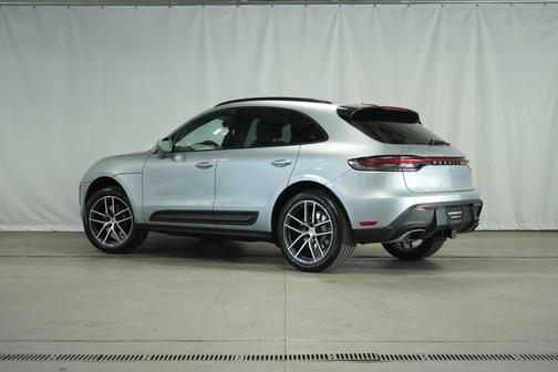 2024 Porsche Macan 