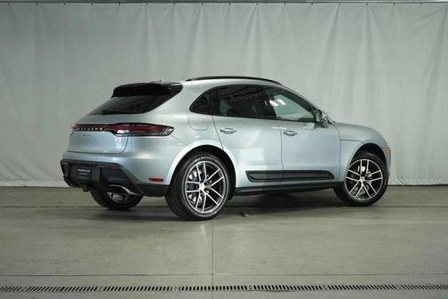 2024 Porsche Macan 