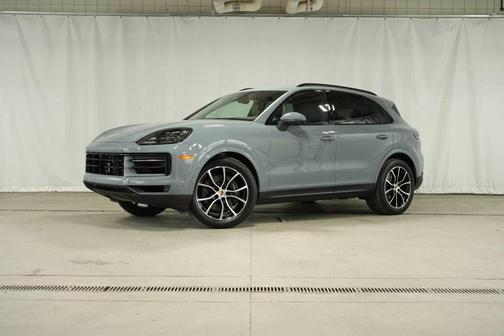 2025 Porsche Cayenne Base