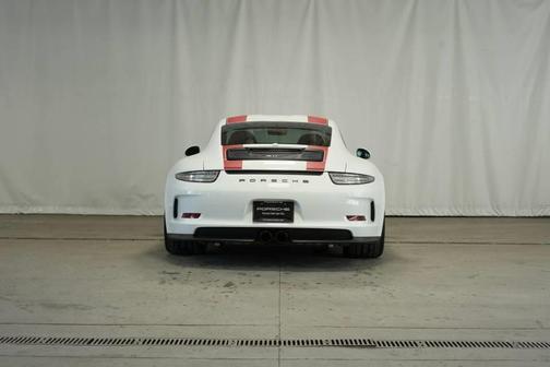 2016 Porsche 911 R