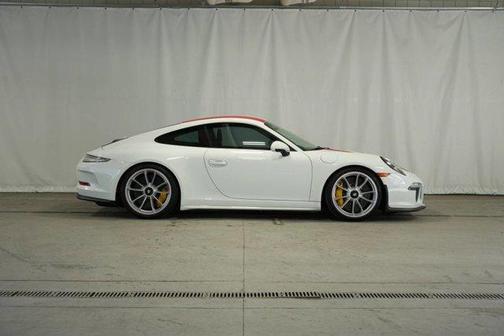 2016 Porsche 911 R